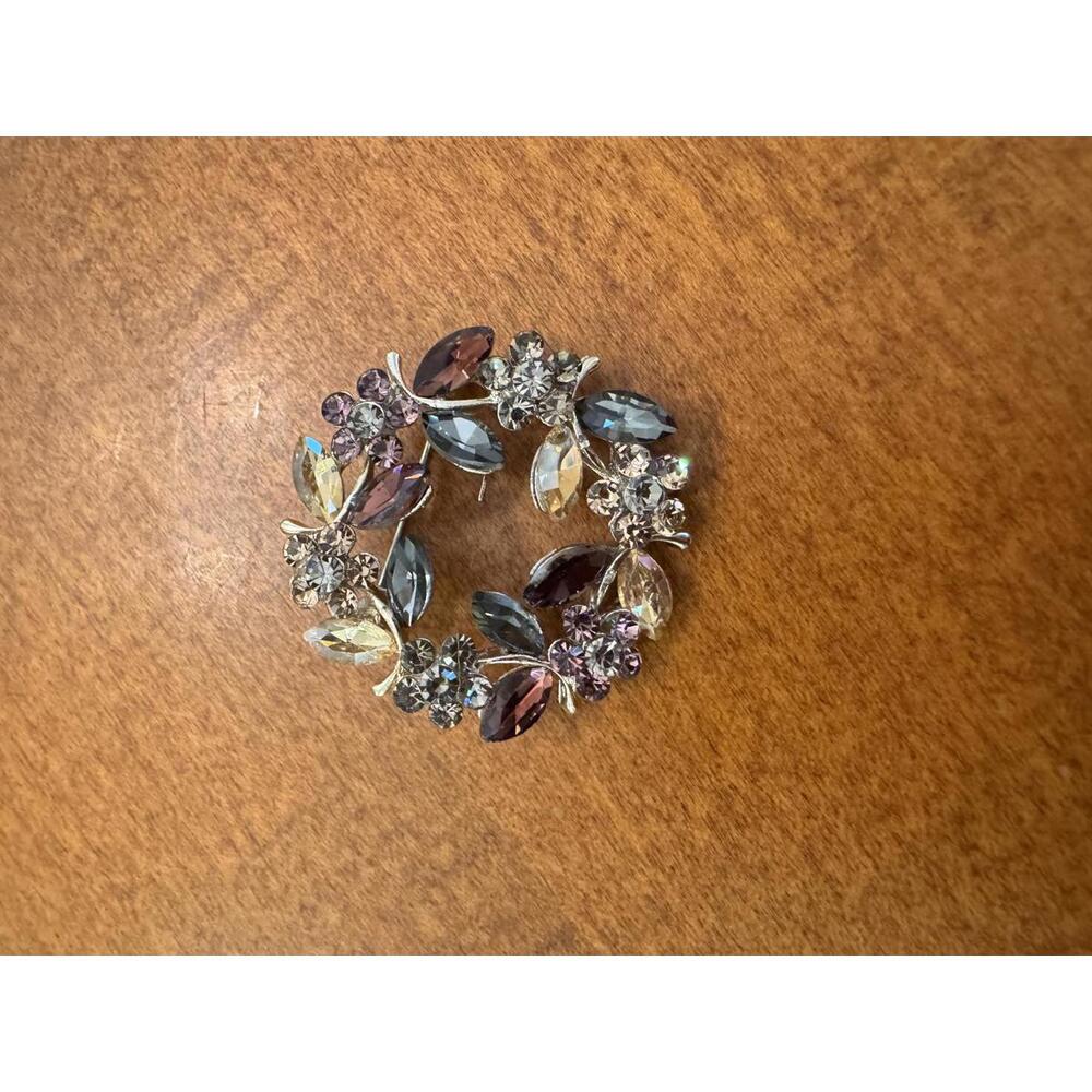Vintage Floral Rhinestone Wreath Brooch Pin